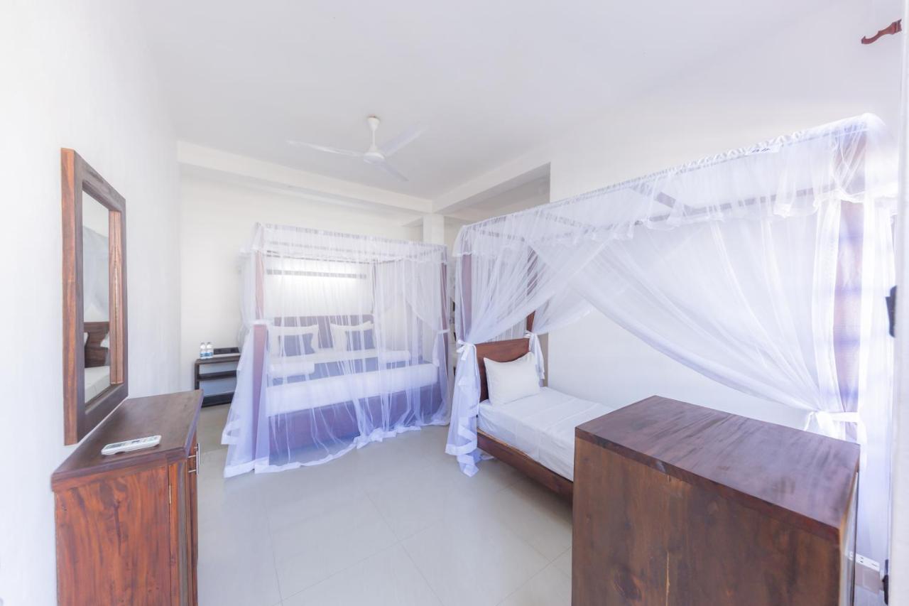 Hotel Happy Bay Weligama Exterior foto