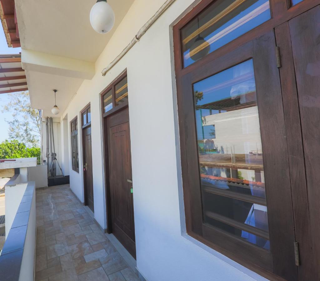 Hotel Happy Bay Weligama Exterior foto