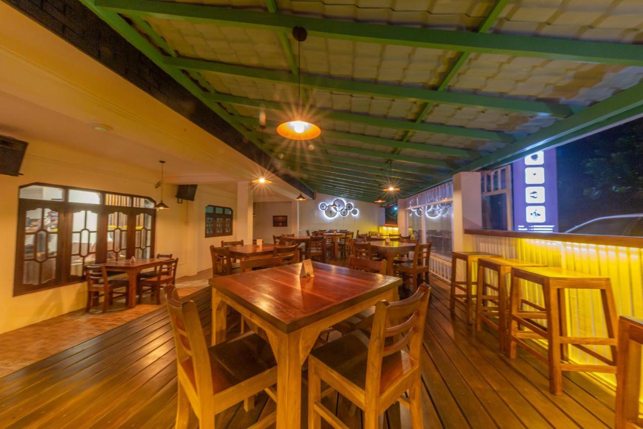 Hotel Happy Bay Weligama Exterior foto